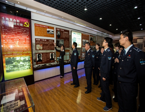 许昌市数字化城市管理中心全体工作人员参观革命烈士纪念馆